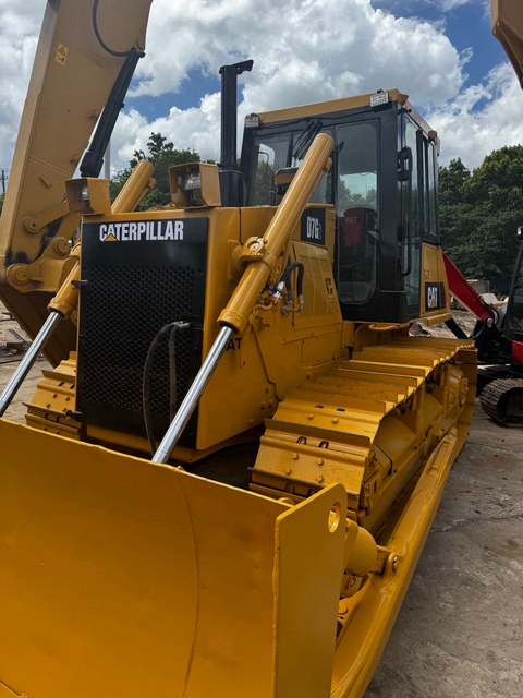 Used Bulldozer CAT D7